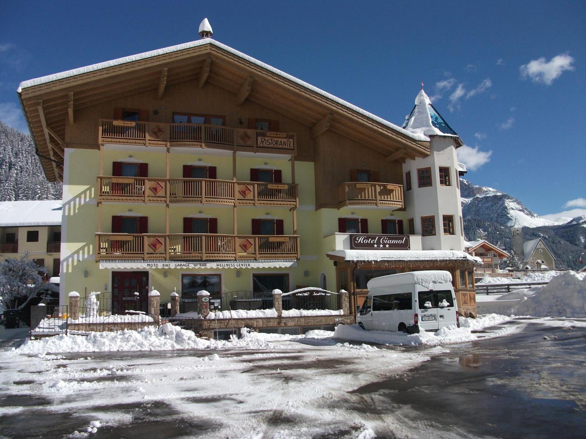Hotel Ciamol Campitello di Fassa Exterior foto