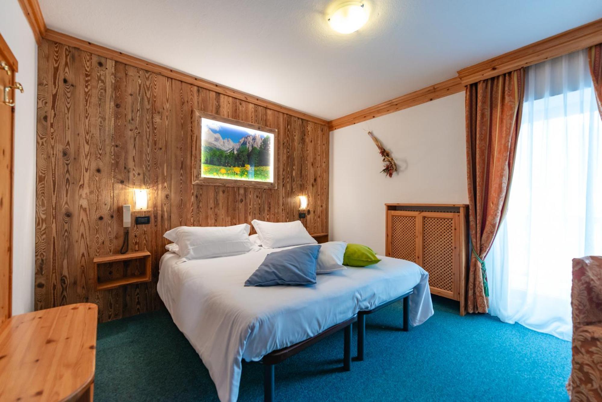 Hotel Ciamol Campitello di Fassa Exterior foto